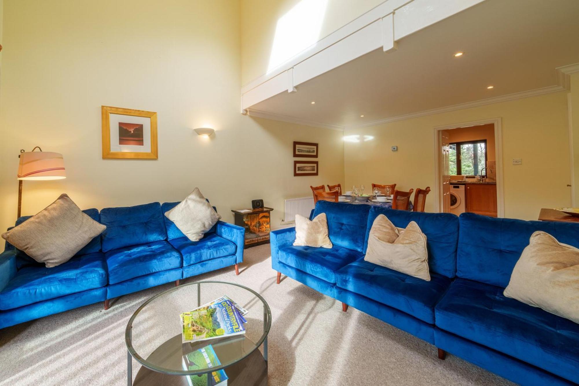 Tree Tops At The Falls - Great For Families, Central Location With Parking Ambleside Bagian luar foto